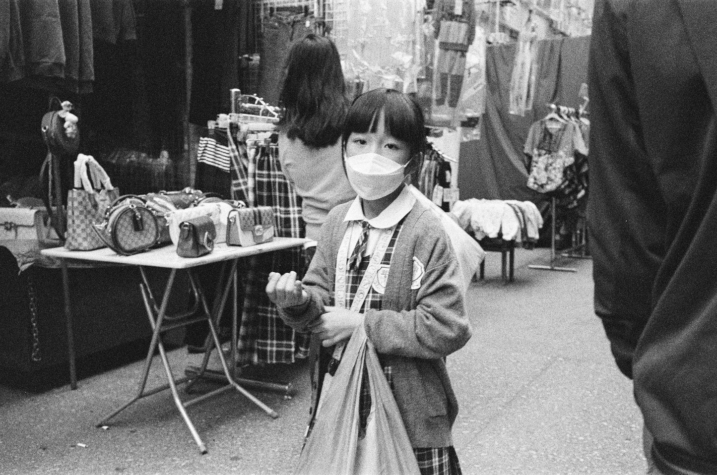 KIKI PAN 320 135-36