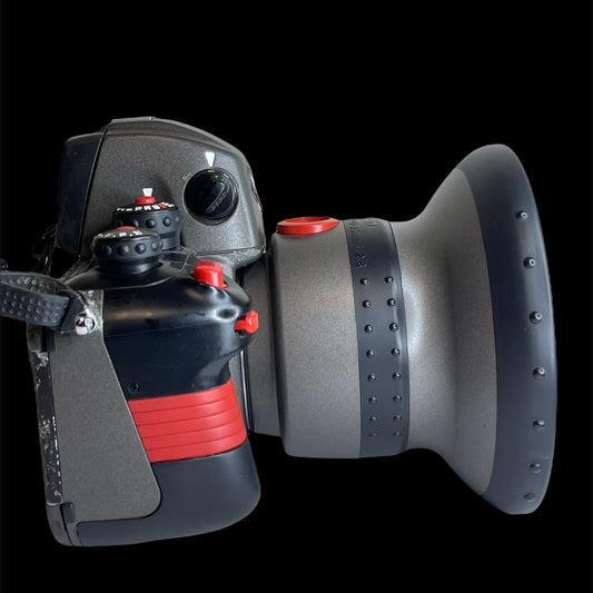 Nikonos RS AF w/20-35 L#400582 B#2004090