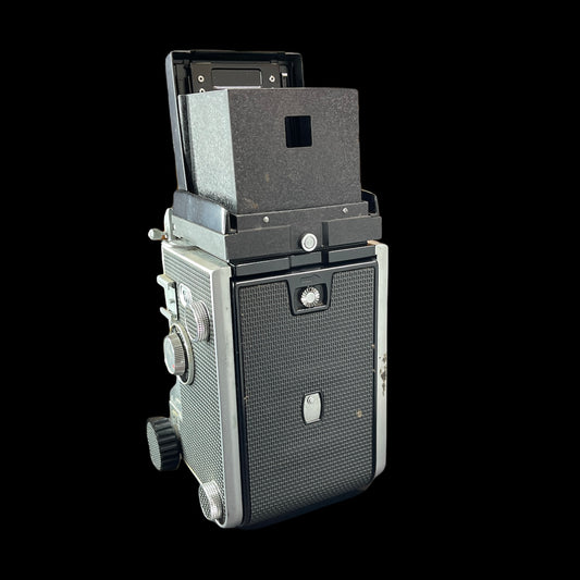 Mamiya C3 w/ WLVF & 105mm f/3.5 Lens B#230077 L#961914 L#956093