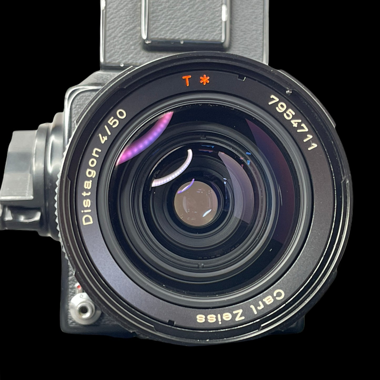 Hasselblad 500c/m Black w/ 50mm Distagon CF FLE A12 Back B#RC1307799 L#7954711 JB AY