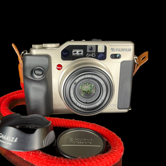 Fujifilm GA645zi Champagne
