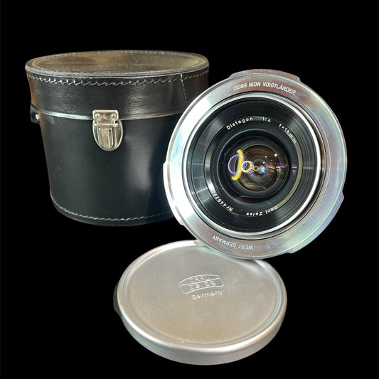 Carl Zeiss 18mm f/4 Distagon with Hood & Lens Case L#4492960